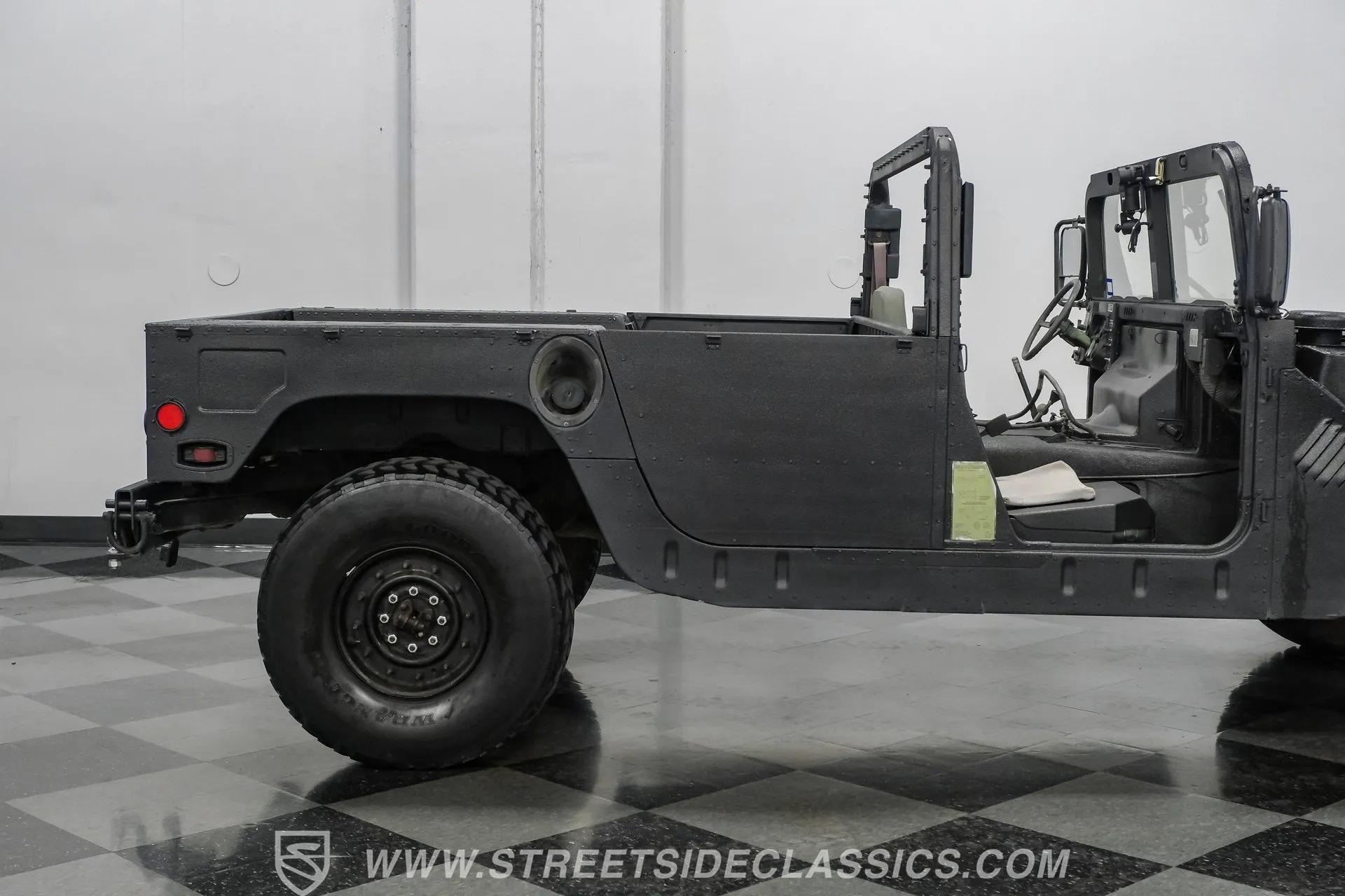 2007 AM General M1097R1 Humvee Pickup