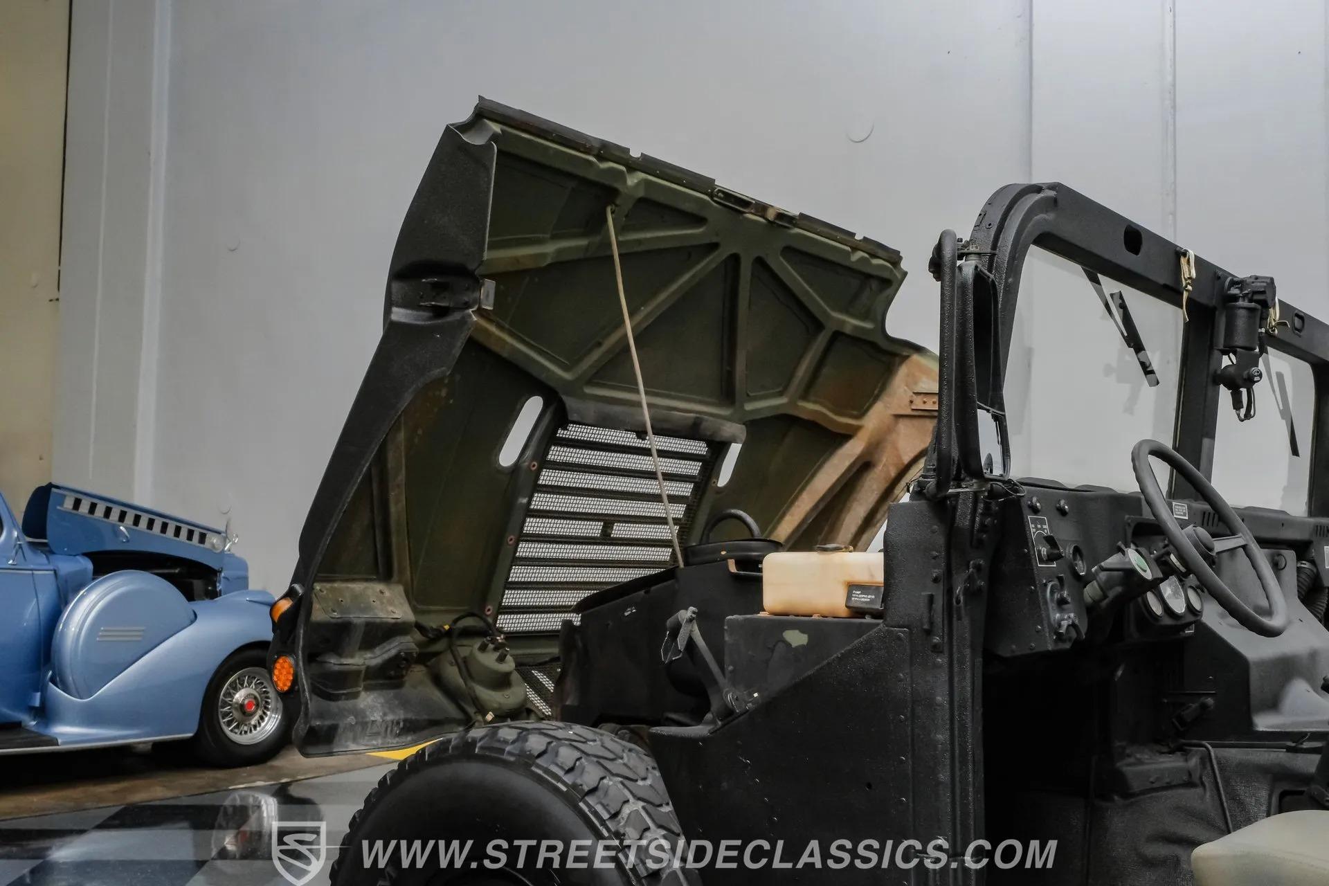 2007 AM General M1097R1 Humvee Pickup