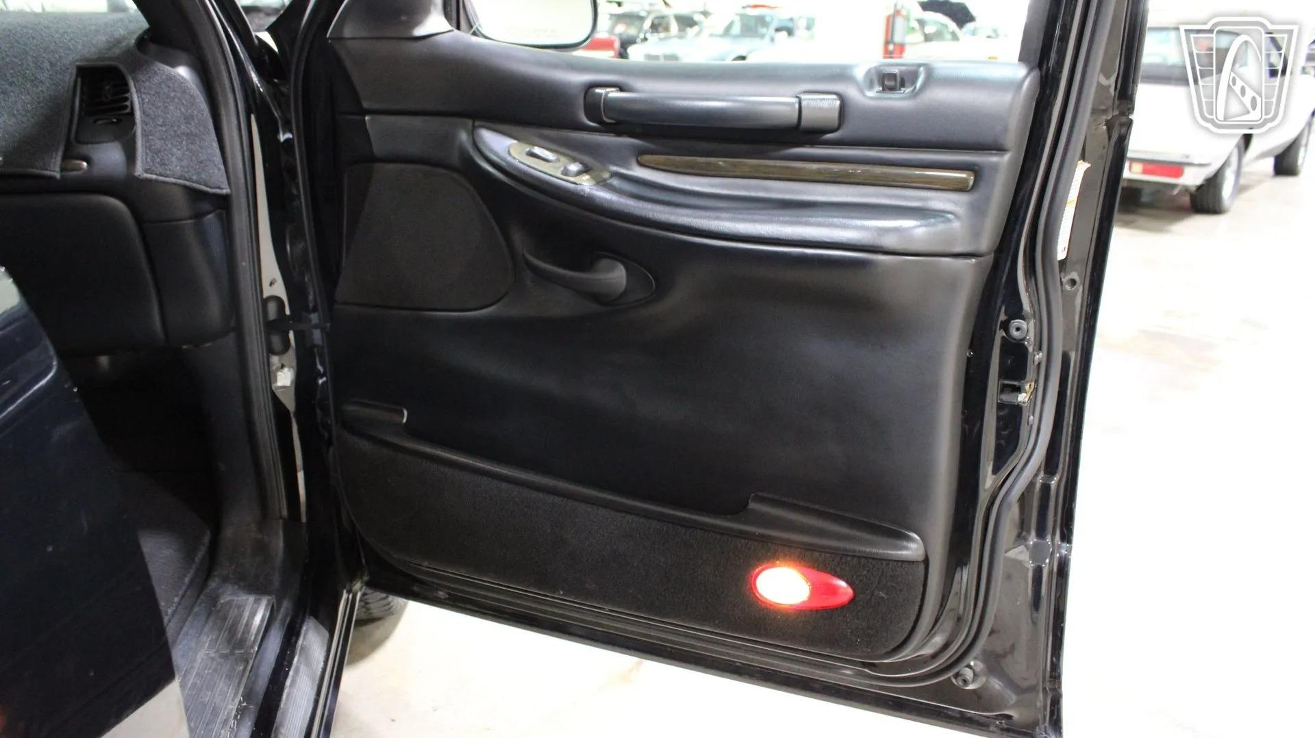 2002 Lincoln Blackwood