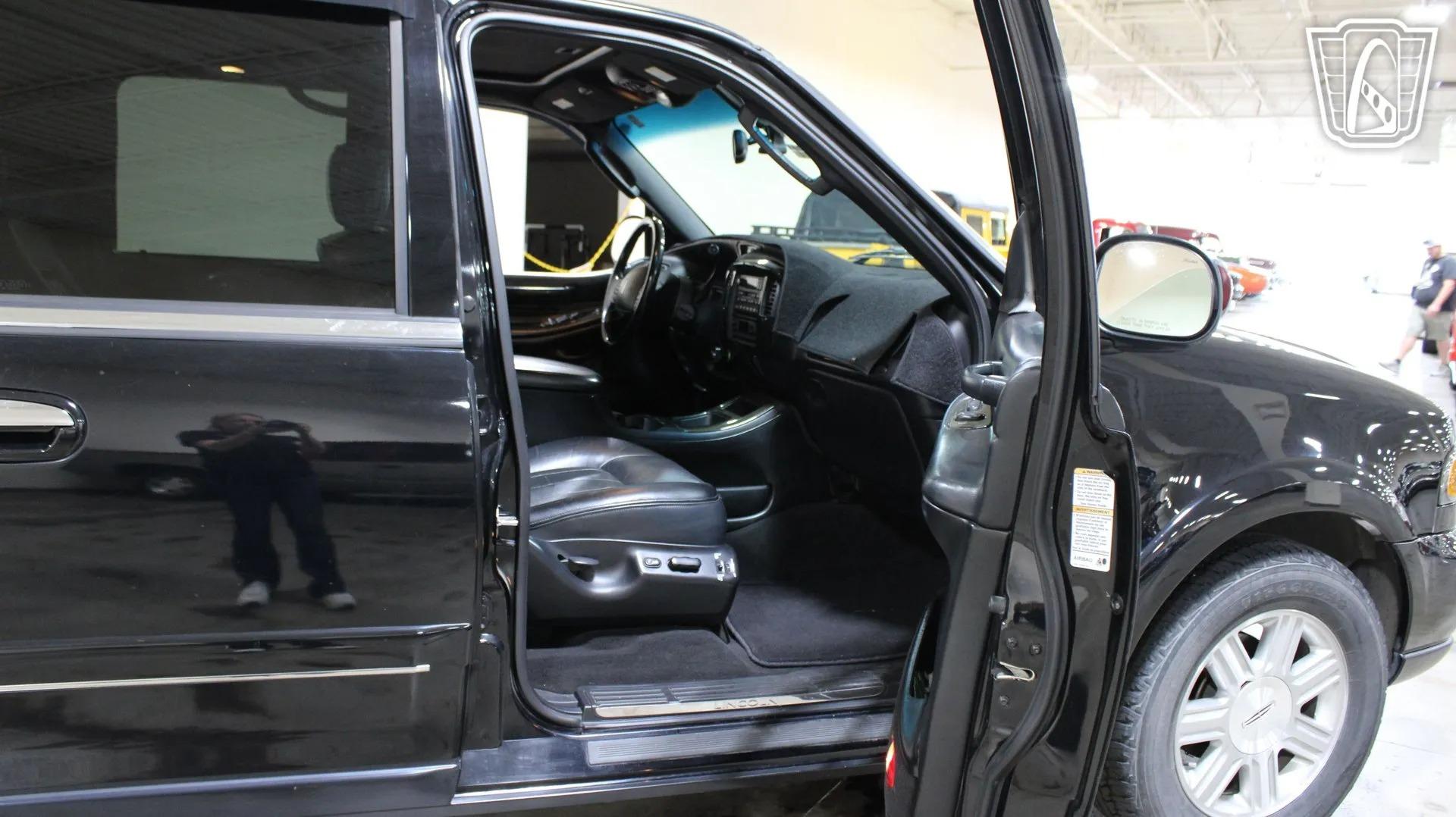 2002 Lincoln Blackwood