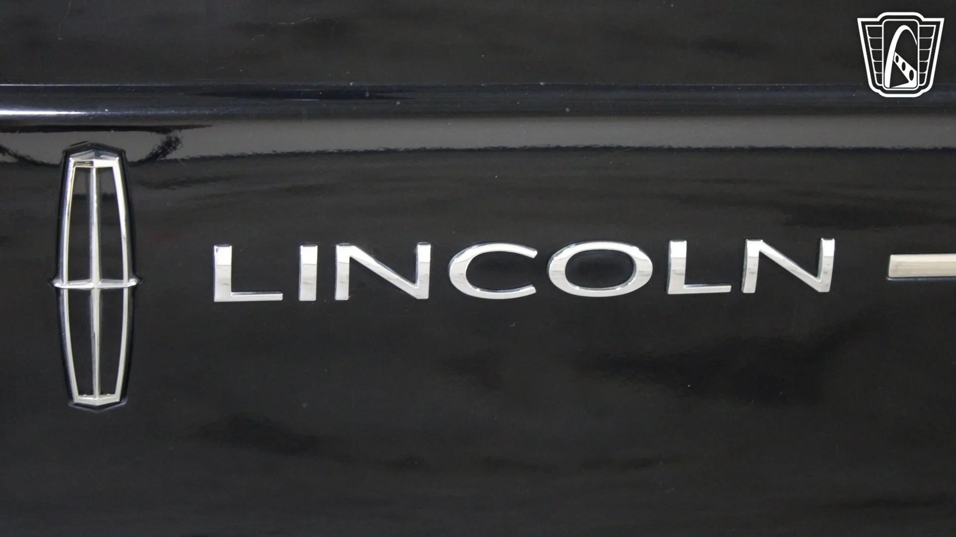 2002 Lincoln Blackwood