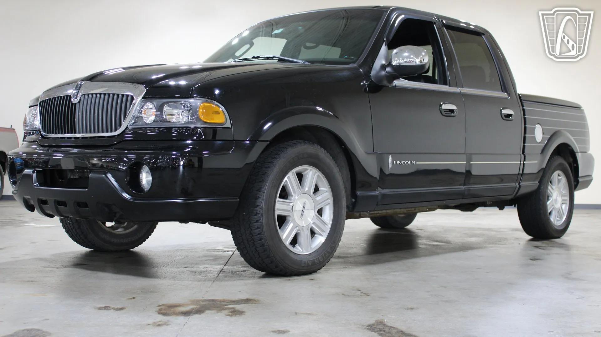 2002 Lincoln Blackwood