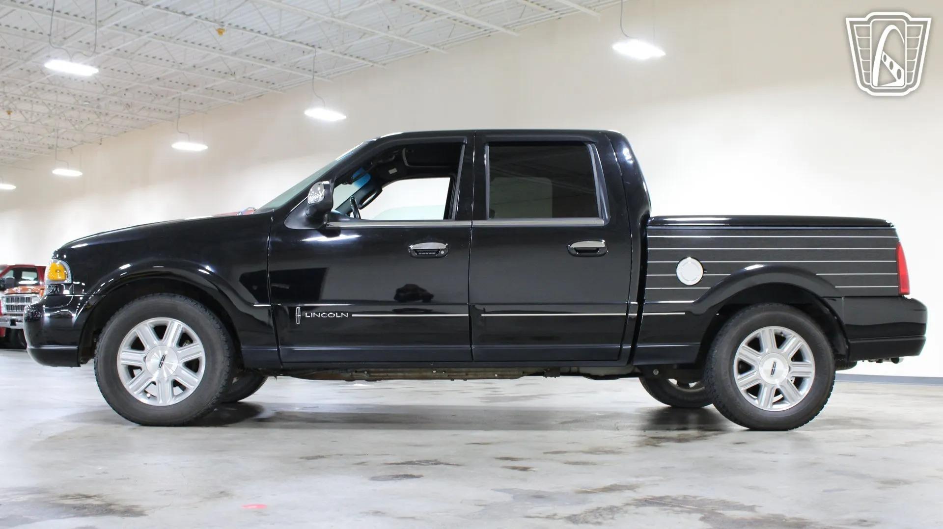 2002 Lincoln Blackwood
