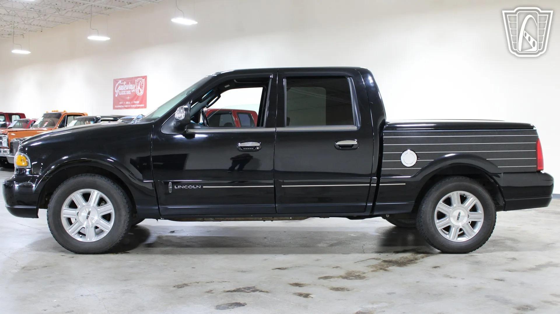 2002 Lincoln Blackwood