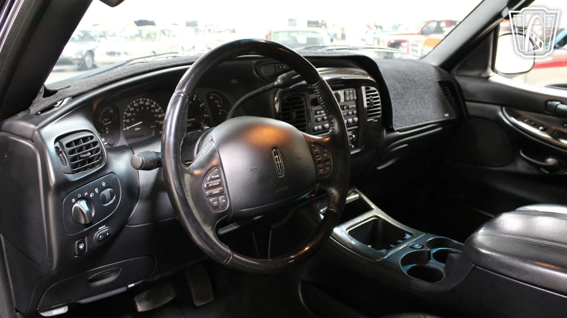 2002 Lincoln Blackwood