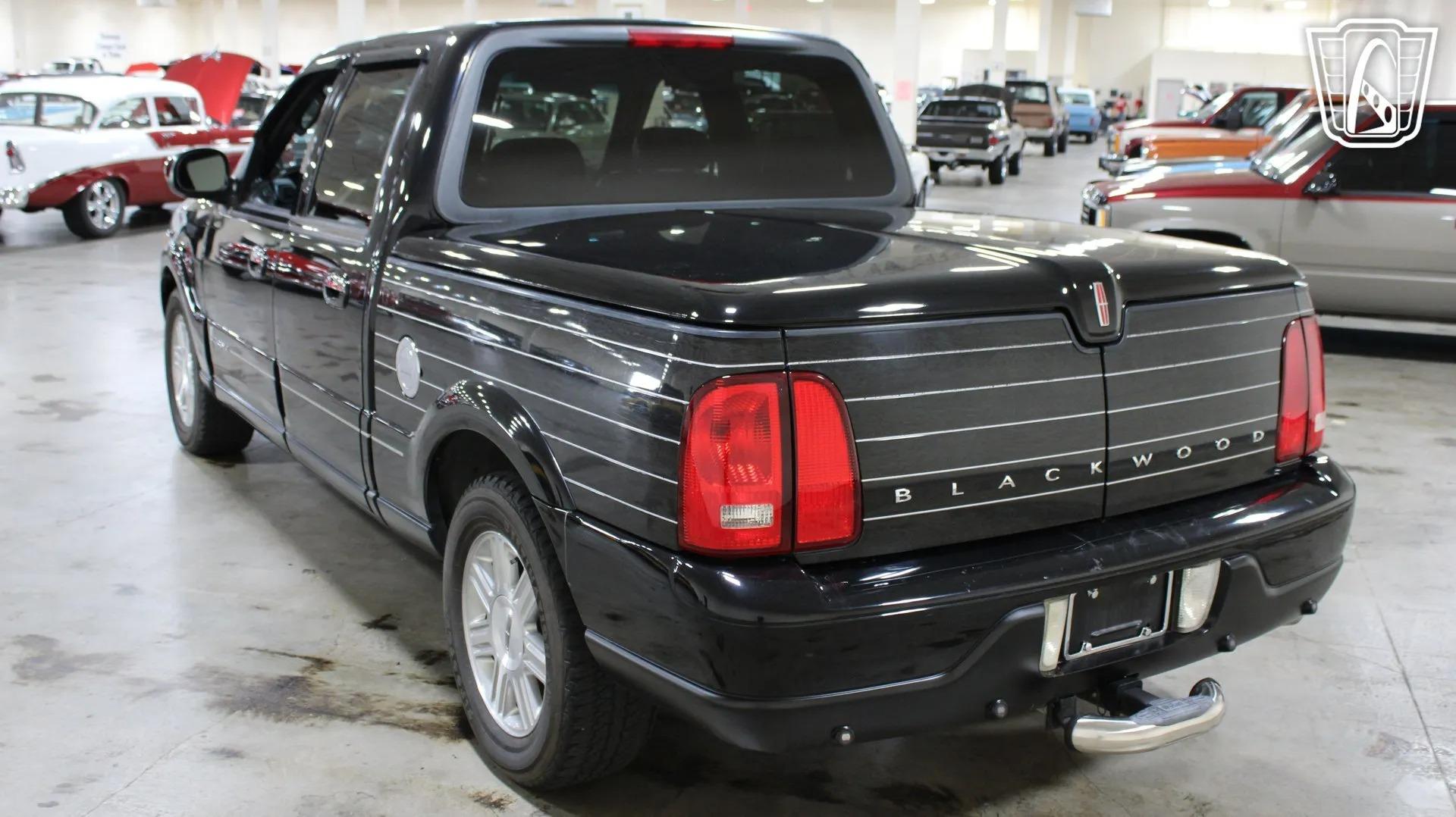 2002 Lincoln Blackwood