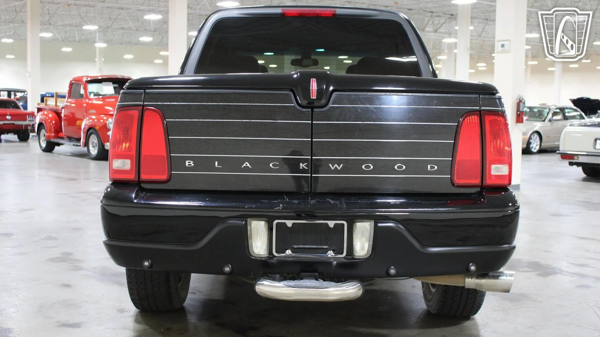 2002 Lincoln Blackwood