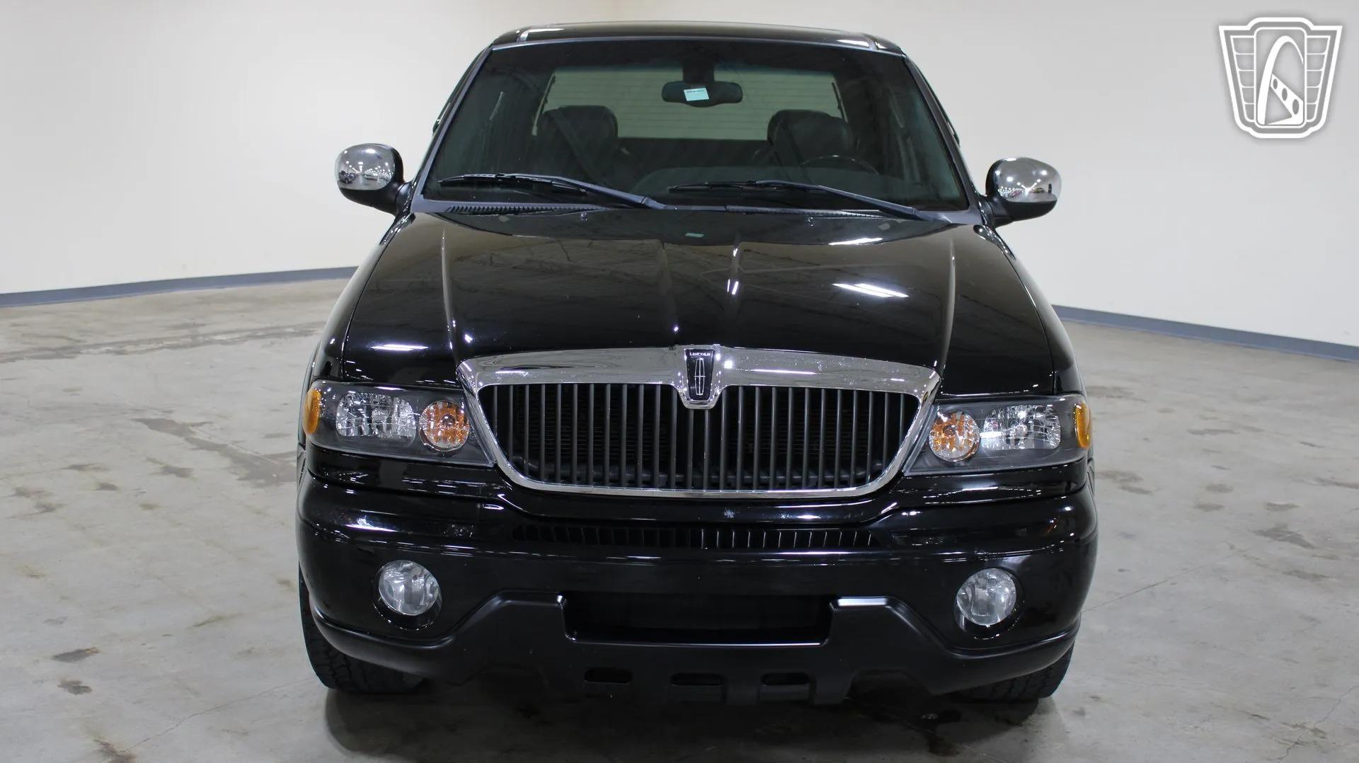 2002 Lincoln Blackwood