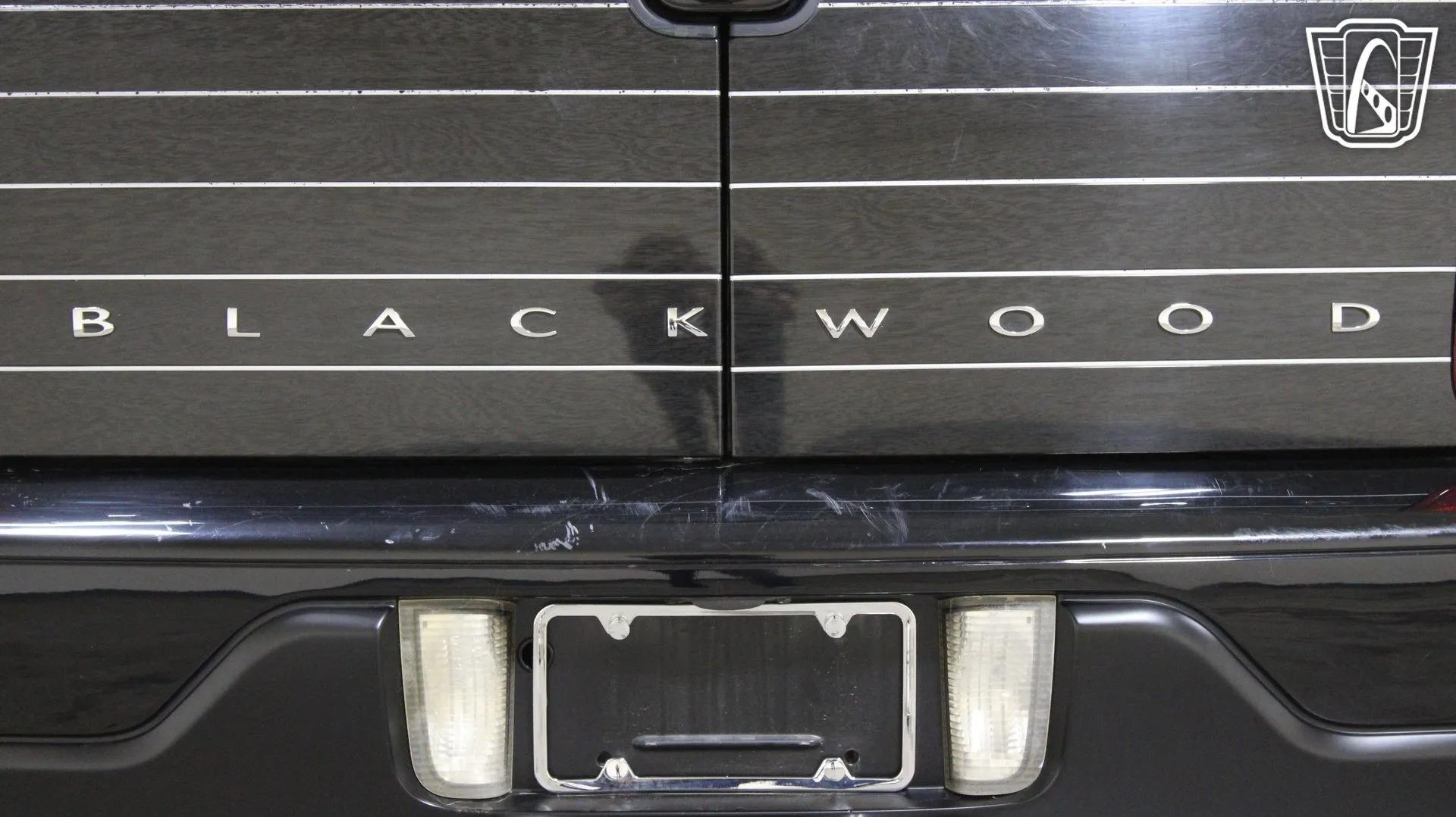 2002 Lincoln Blackwood