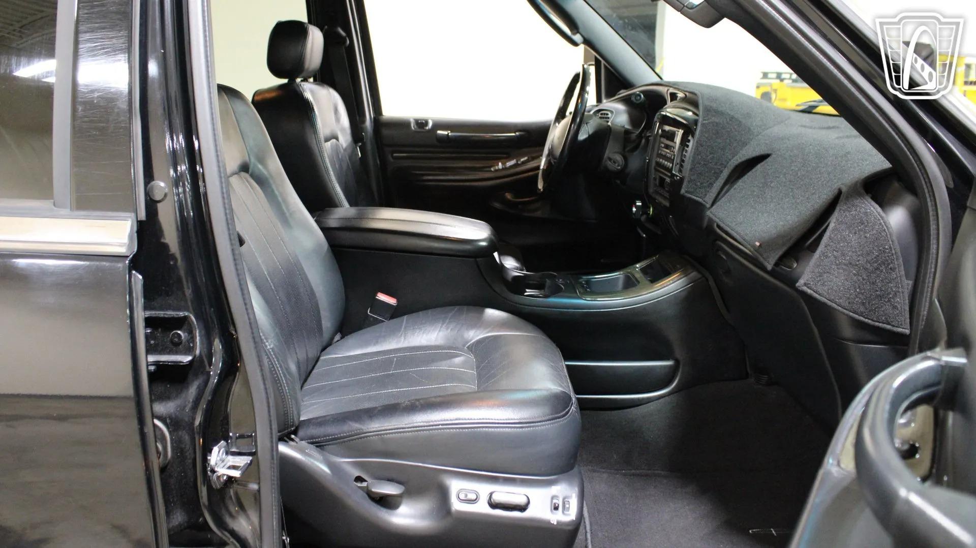 2002 Lincoln Blackwood