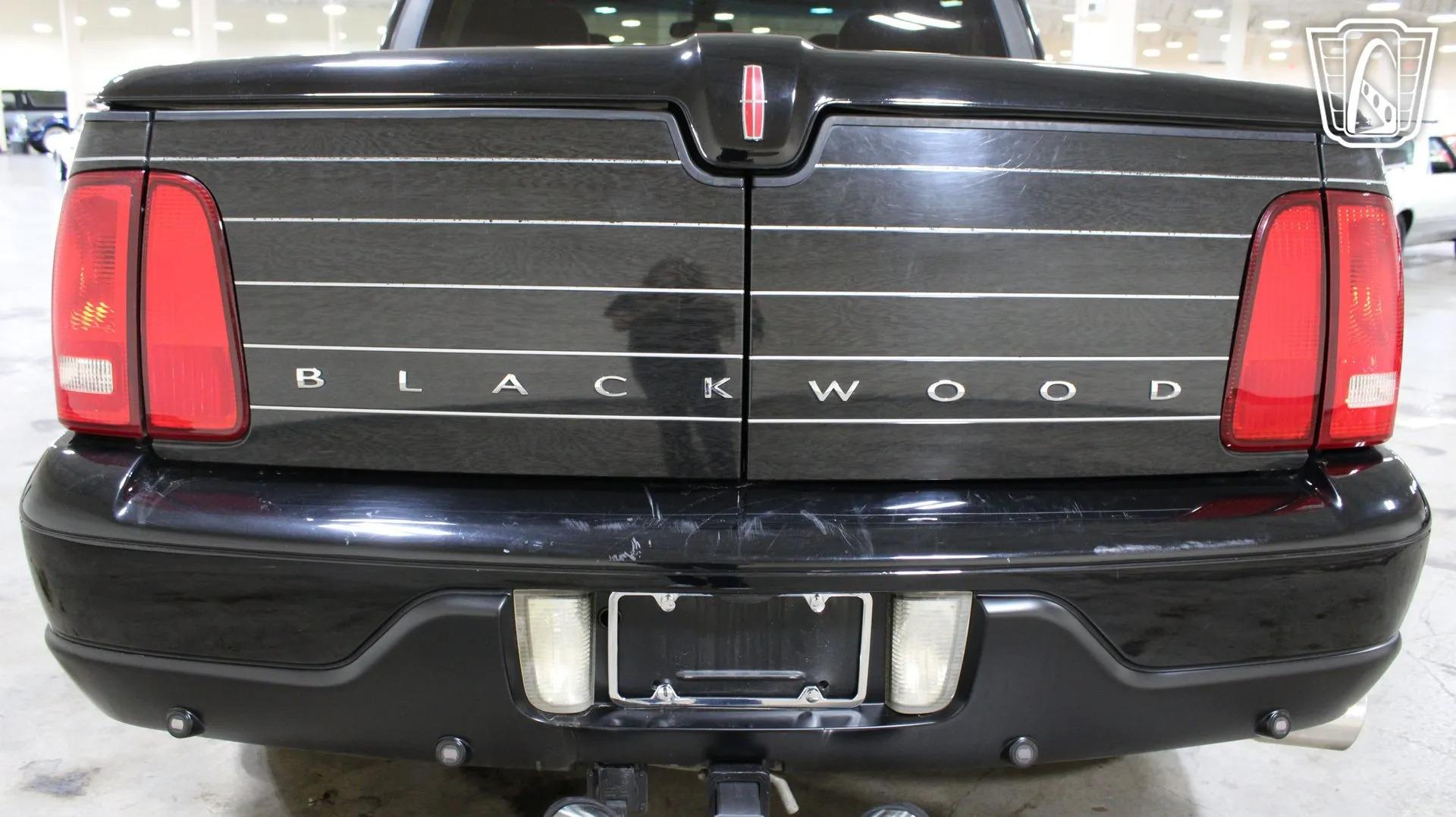 2002 Lincoln Blackwood