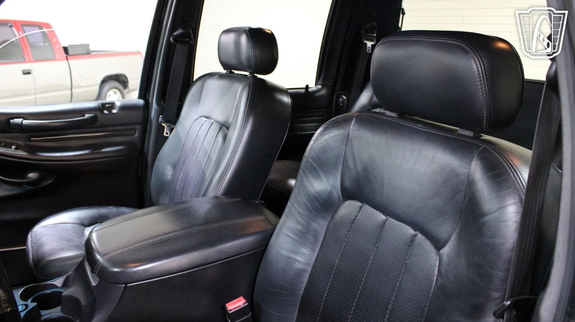 2002 Lincoln Blackwood