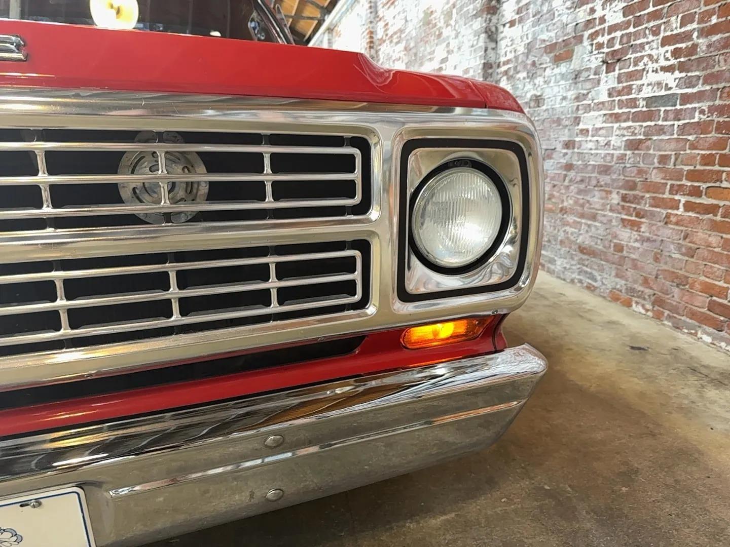 1979 Dodge D100