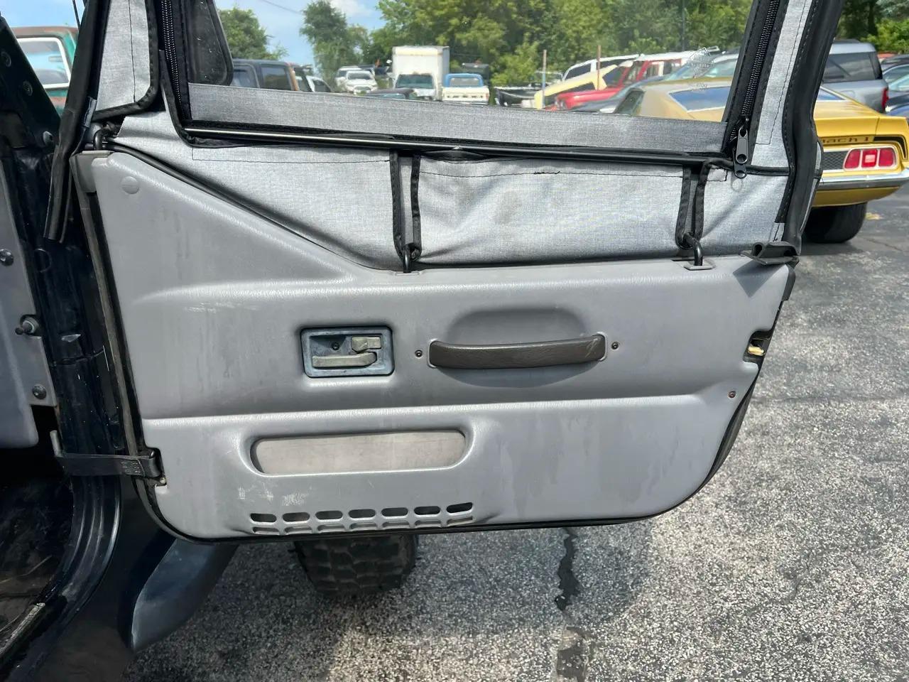 1997 Jeep Wrangler SE