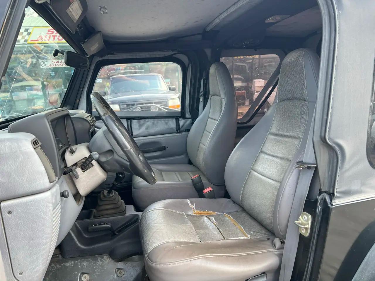 1997 Jeep Wrangler SE