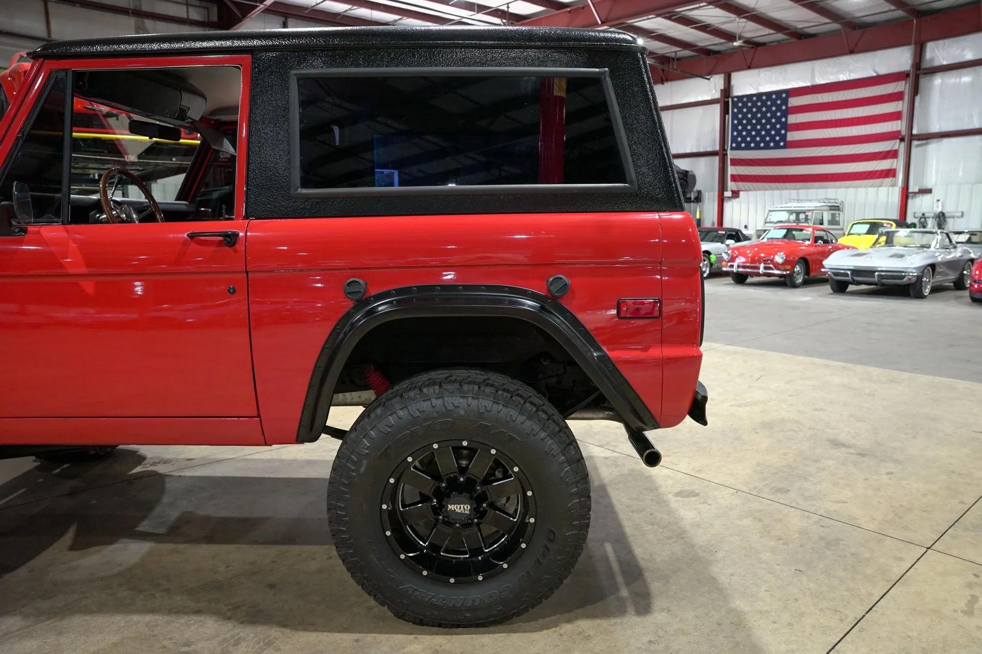 1976 Ford Bronco - 5