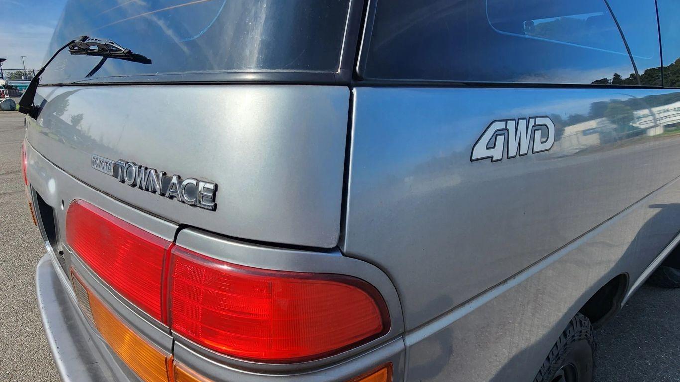 1992 Toyota TownAce