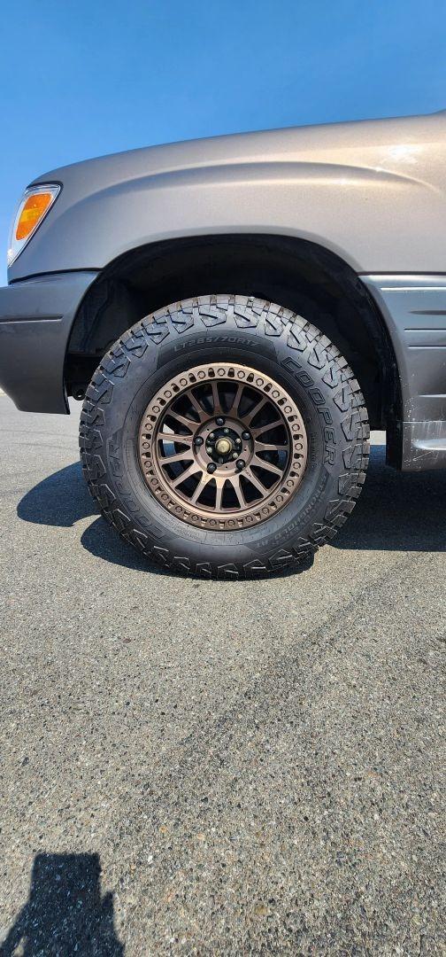 1999 Lexus LX470