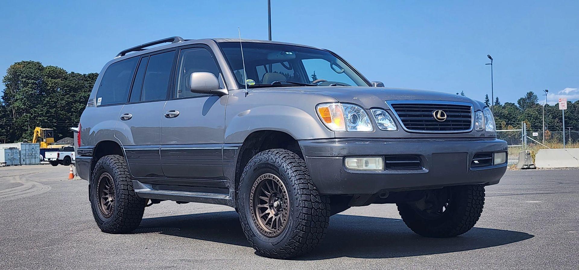 1999 Lexus LX470 - 4