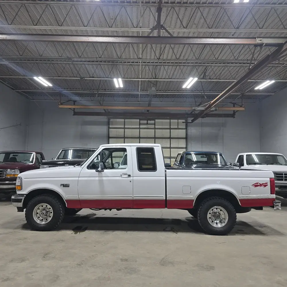 1995 Ford F-150 XLT - 3