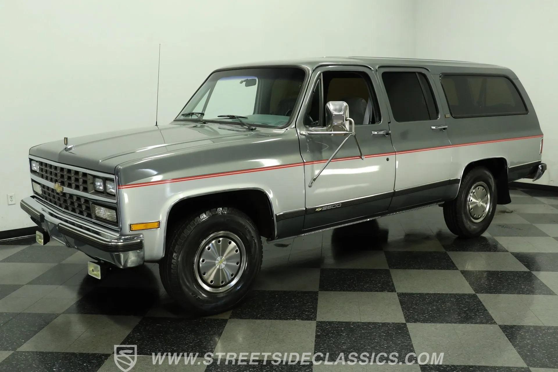  Chevrolet Suburban