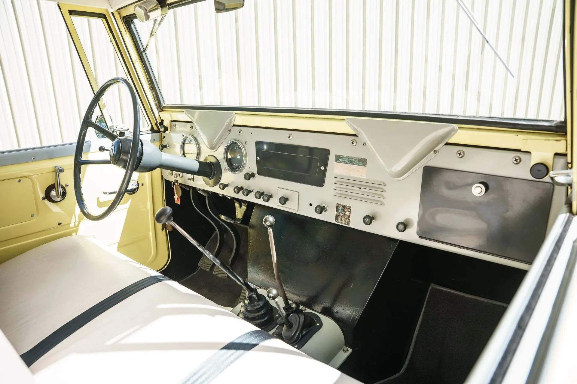 1963 International Scout 80
