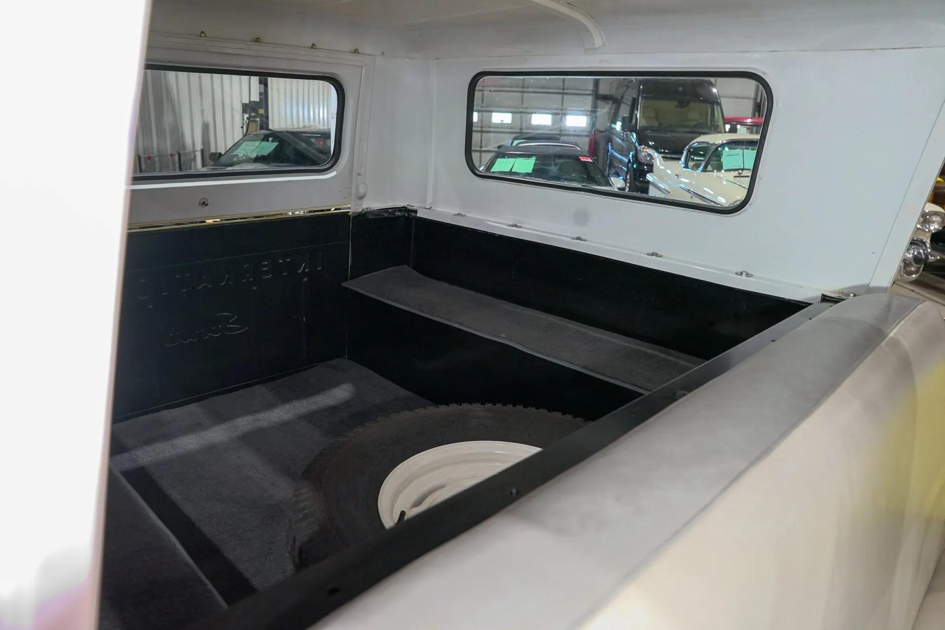 1963 International Scout 80