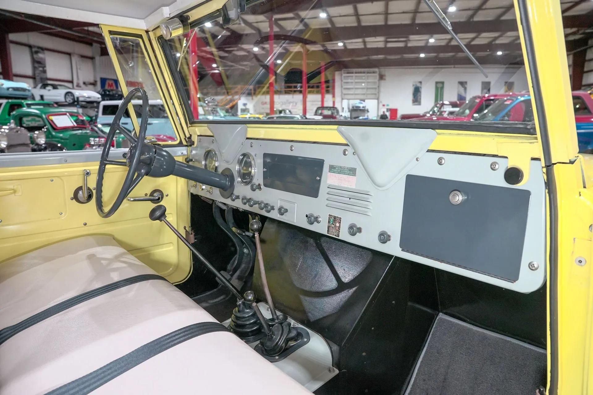 1963 International Scout 80