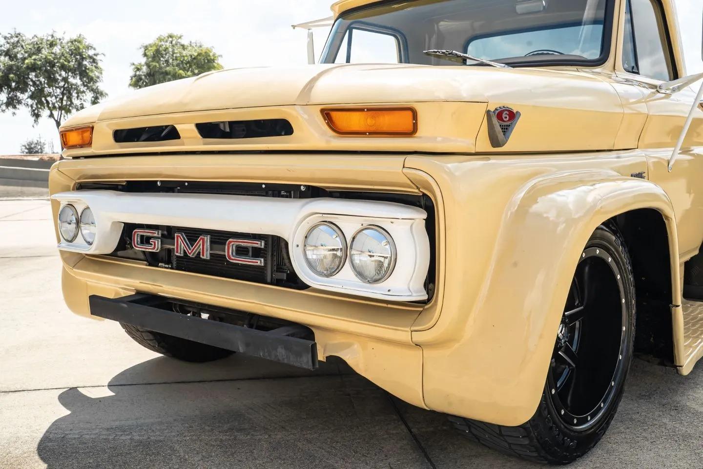 LS-Powered 1966 GMC 4000 Flatbed