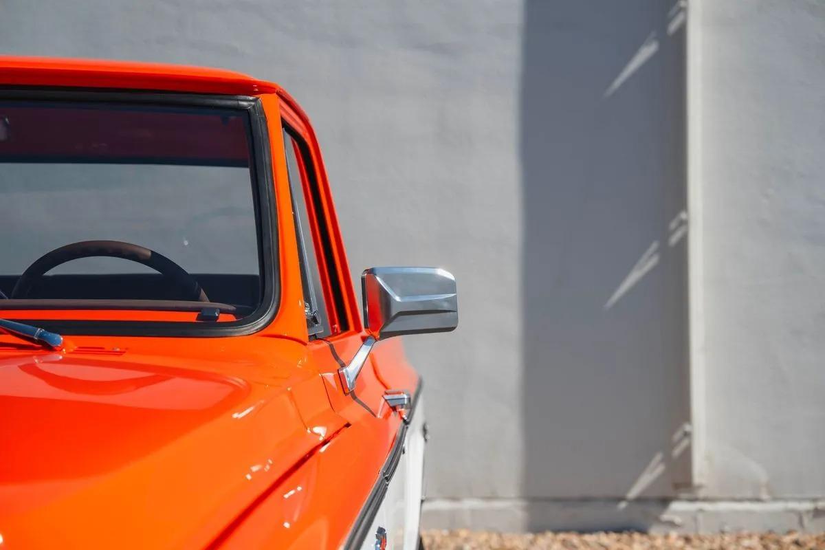 Velocity-Built 1971 Chevrolet K10