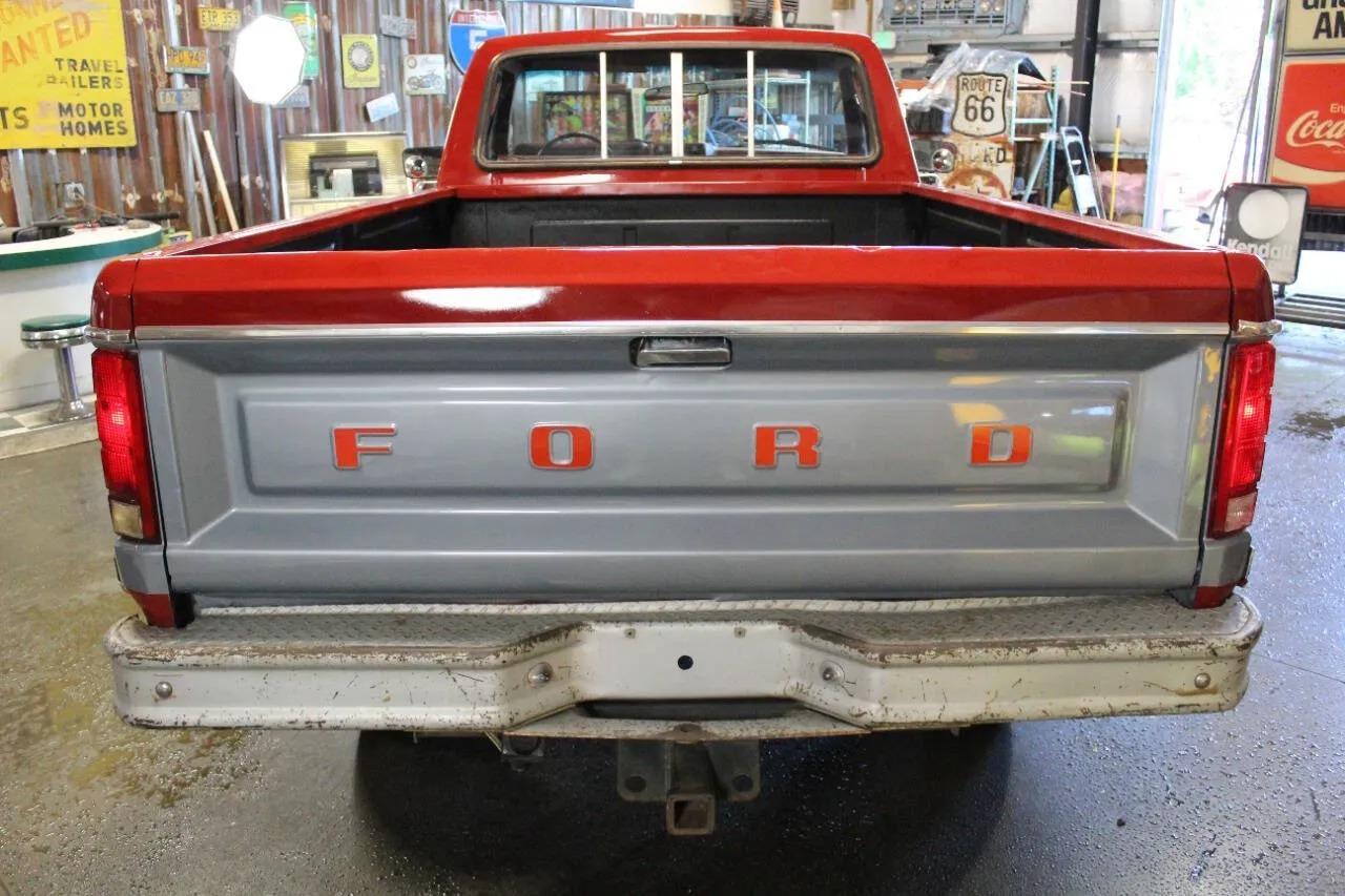 1984 Ford F-250 XL