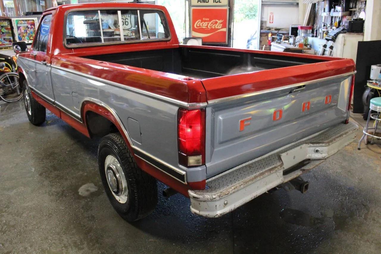 1984 Ford F-250 XL