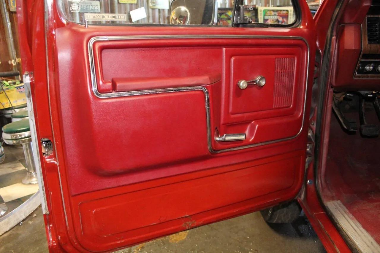 1984 Ford F-250 XL