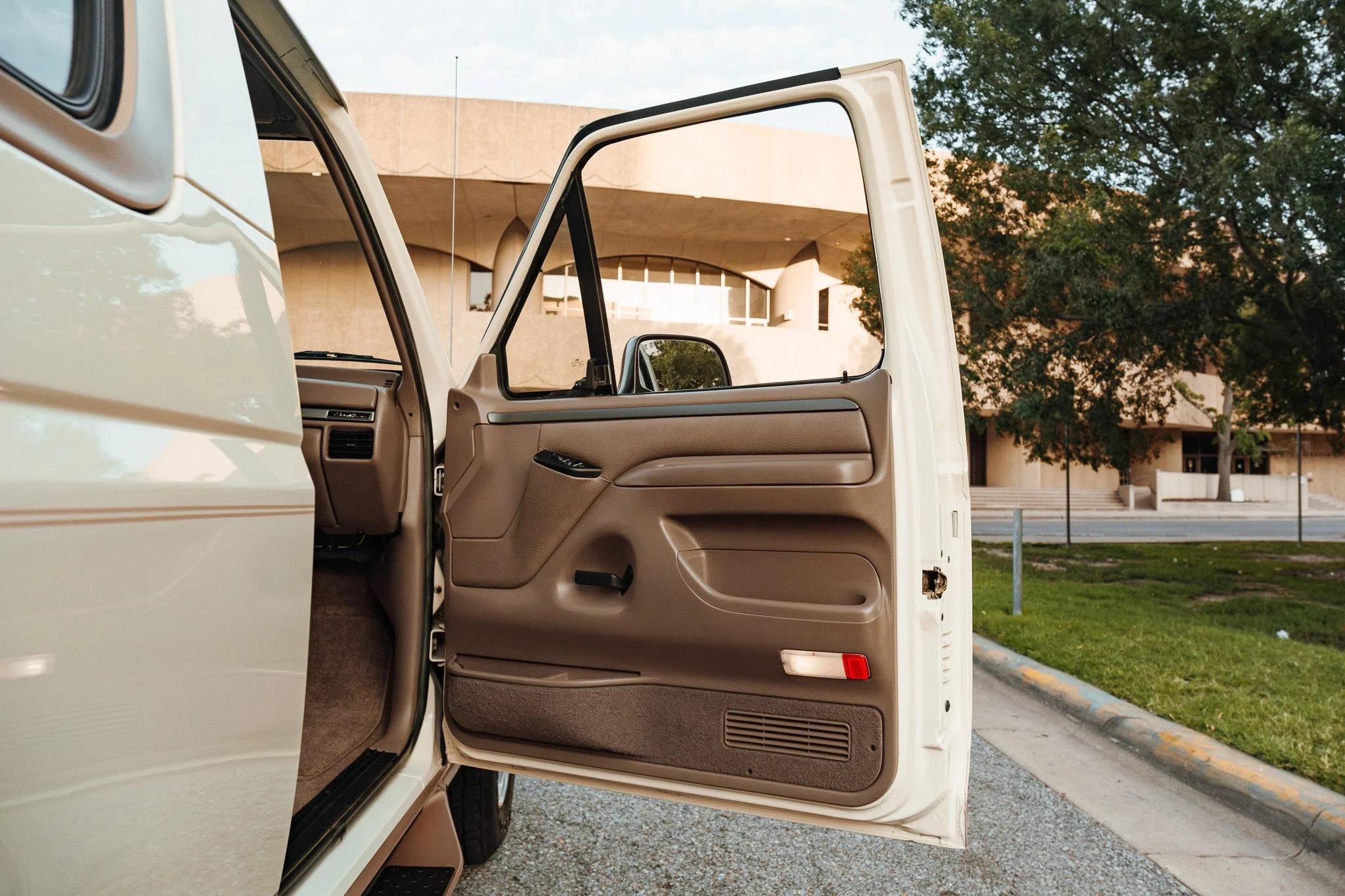 1995 Ford Bronco Eddie Bauer