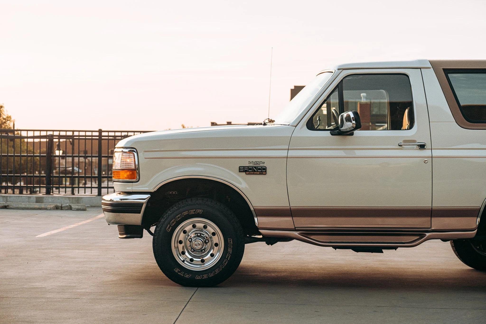 1995 Ford Bronco Eddie Bauer