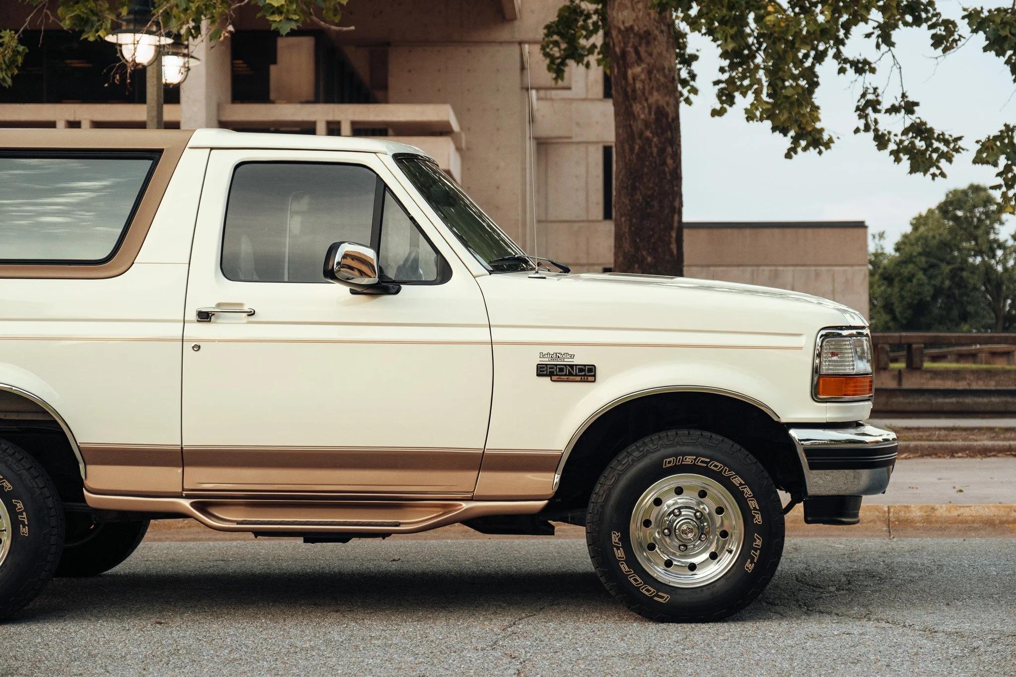 1995 Ford Bronco Eddie Bauer