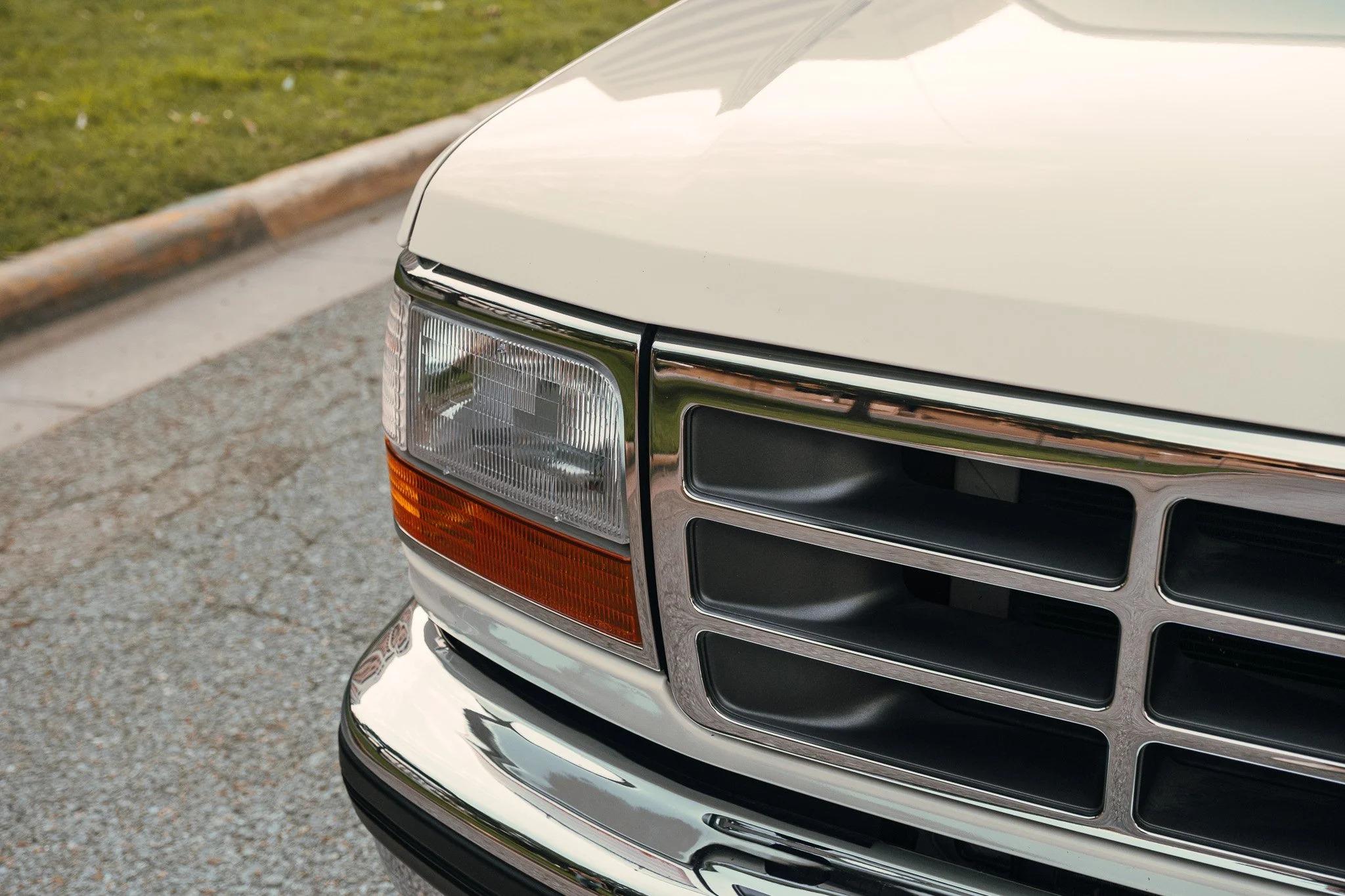 1995 Ford Bronco Eddie Bauer