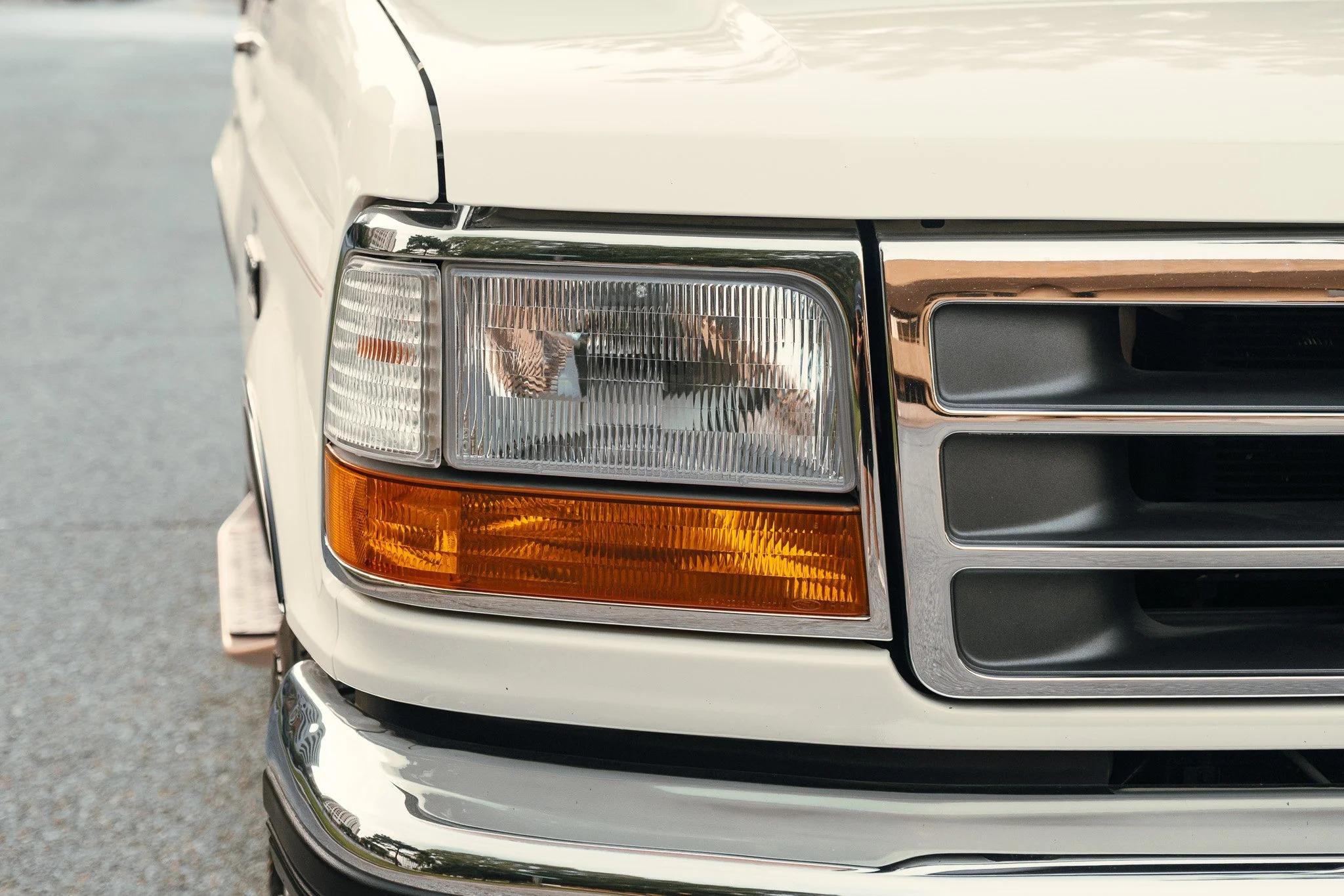 1995 Ford Bronco Eddie Bauer