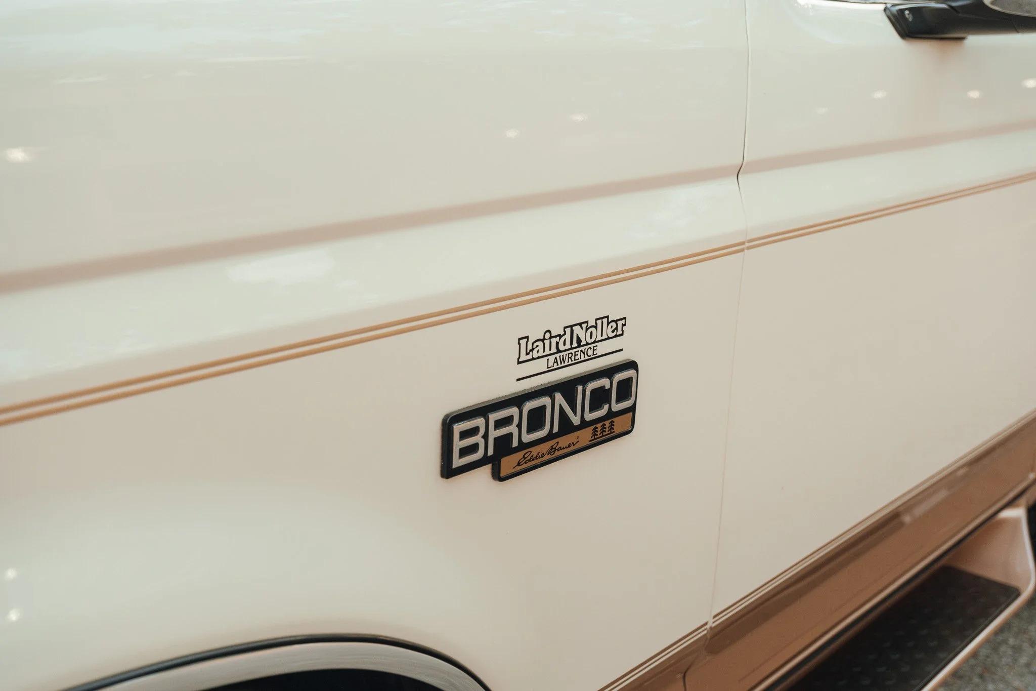1995 Ford Bronco Eddie Bauer