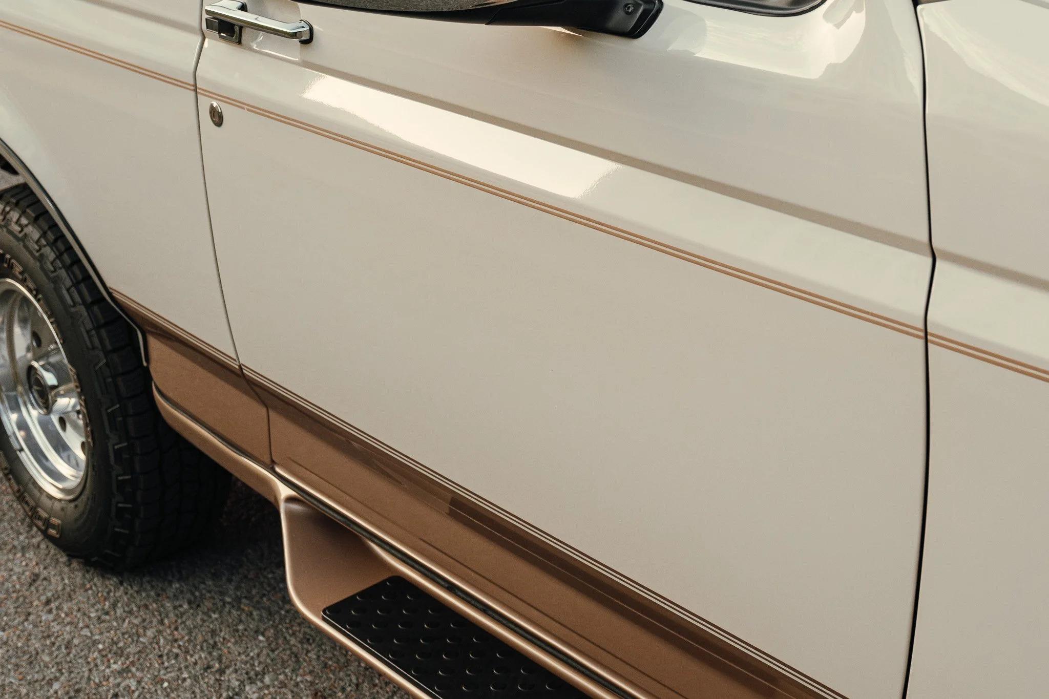 1995 Ford Bronco Eddie Bauer