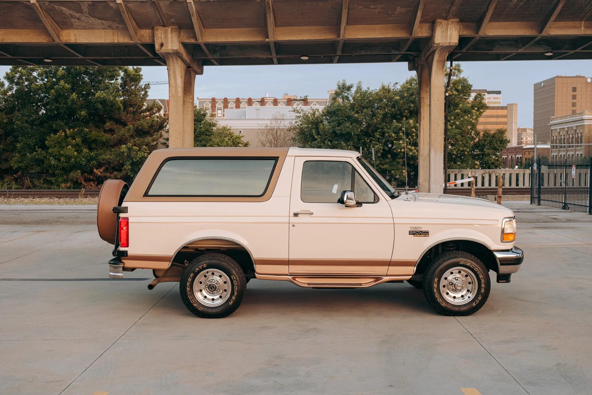 1995 Ford Bronco Eddie Bauer