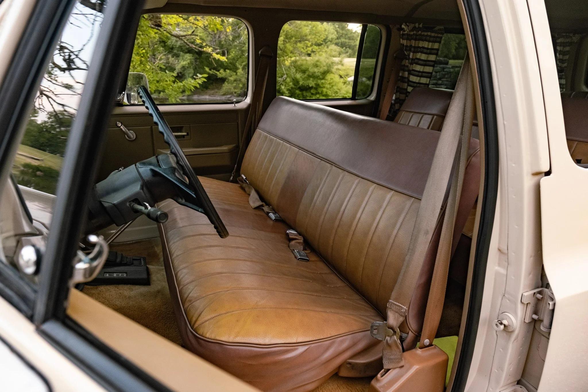 1988 Chevy Suburban V20