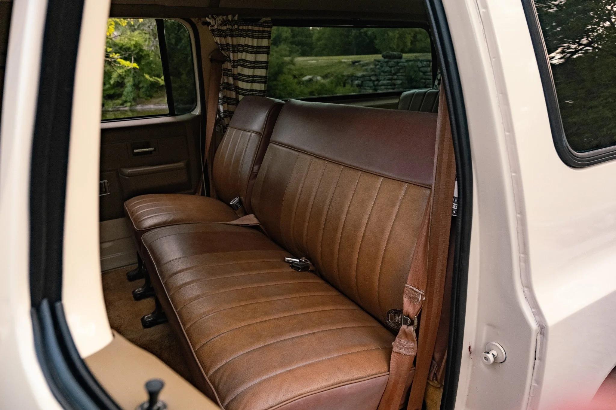 1988 Chevy Suburban V20