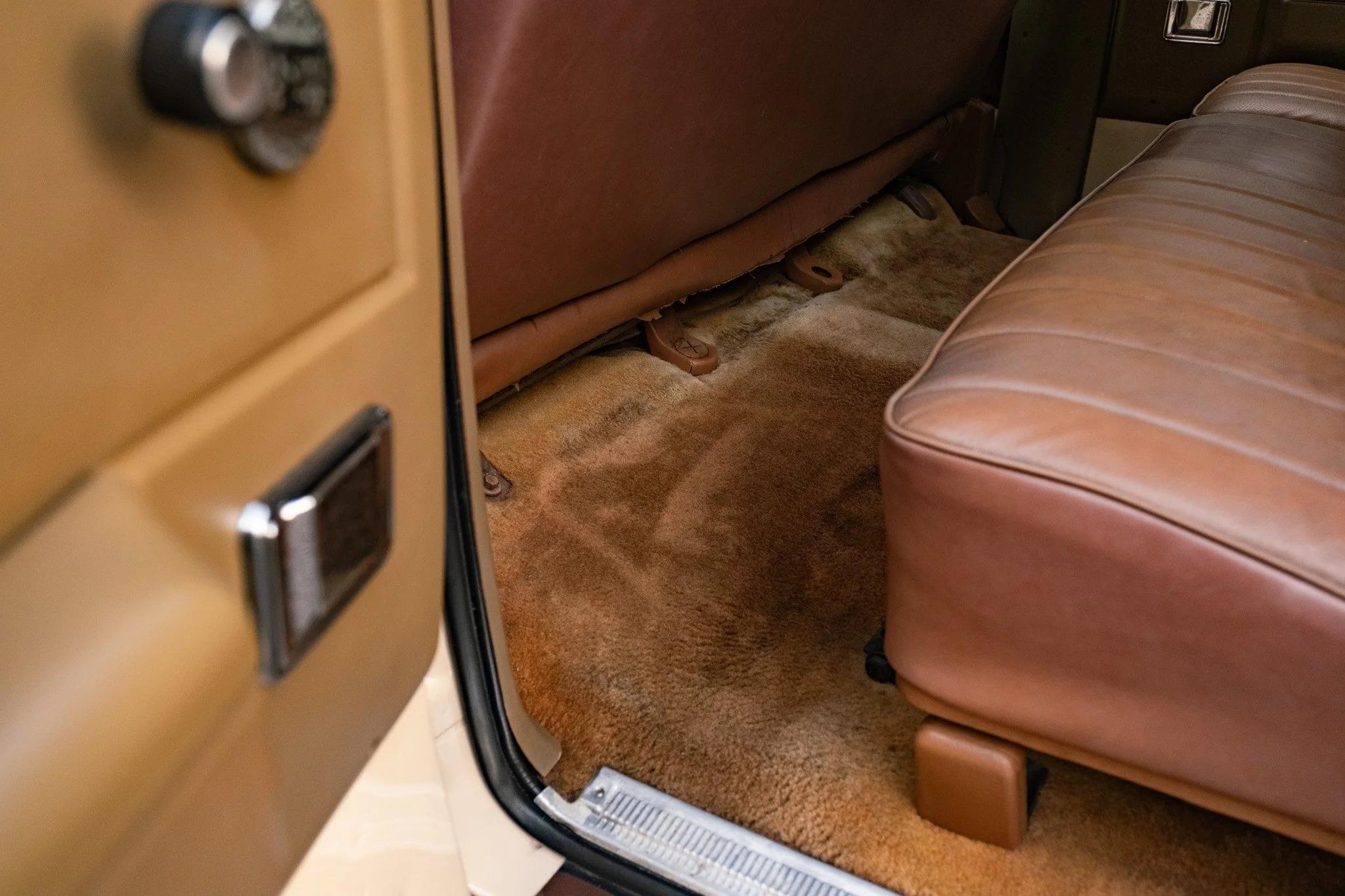 1988 Chevy Suburban V20