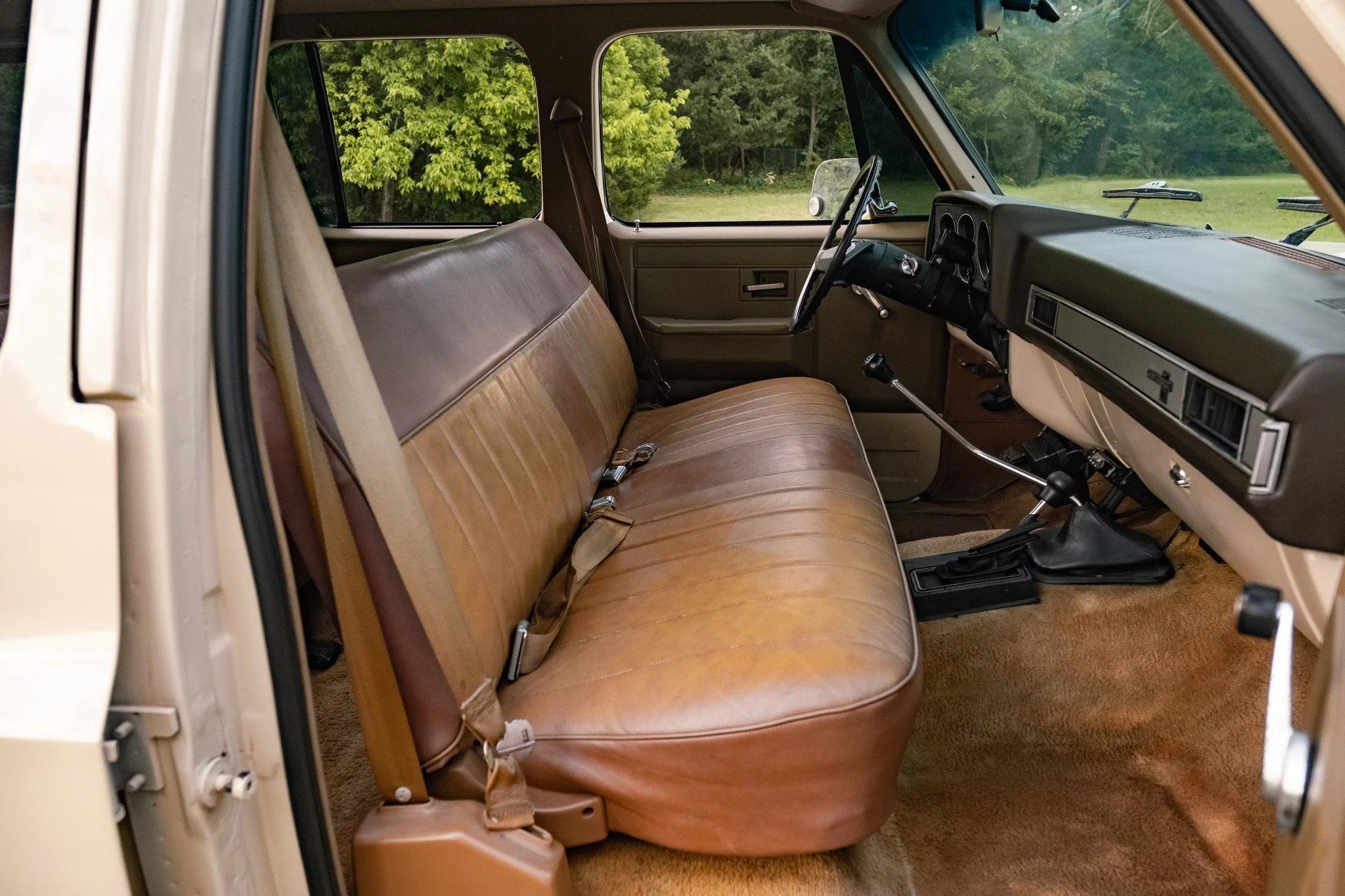 1988 Chevy Suburban V20