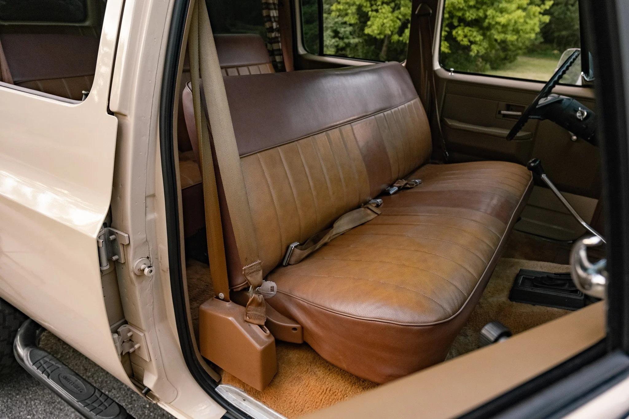 1988 Chevy Suburban V20