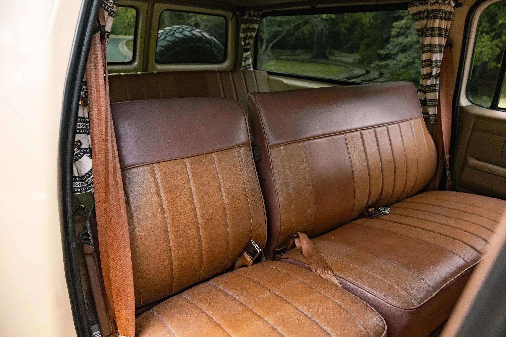 1988 Chevy Suburban V20