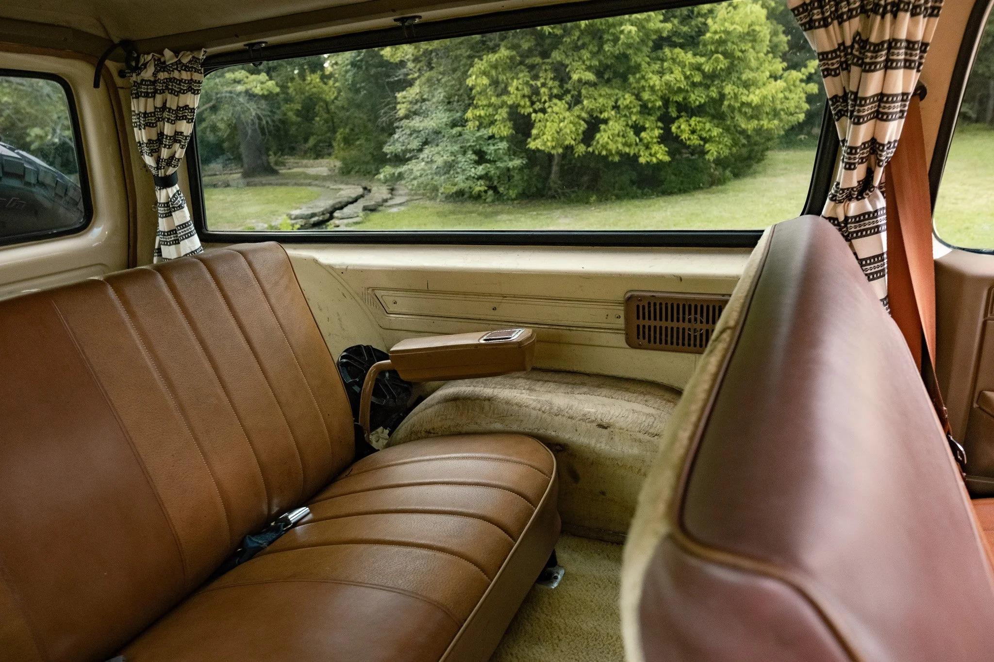 1988 Chevy Suburban V20