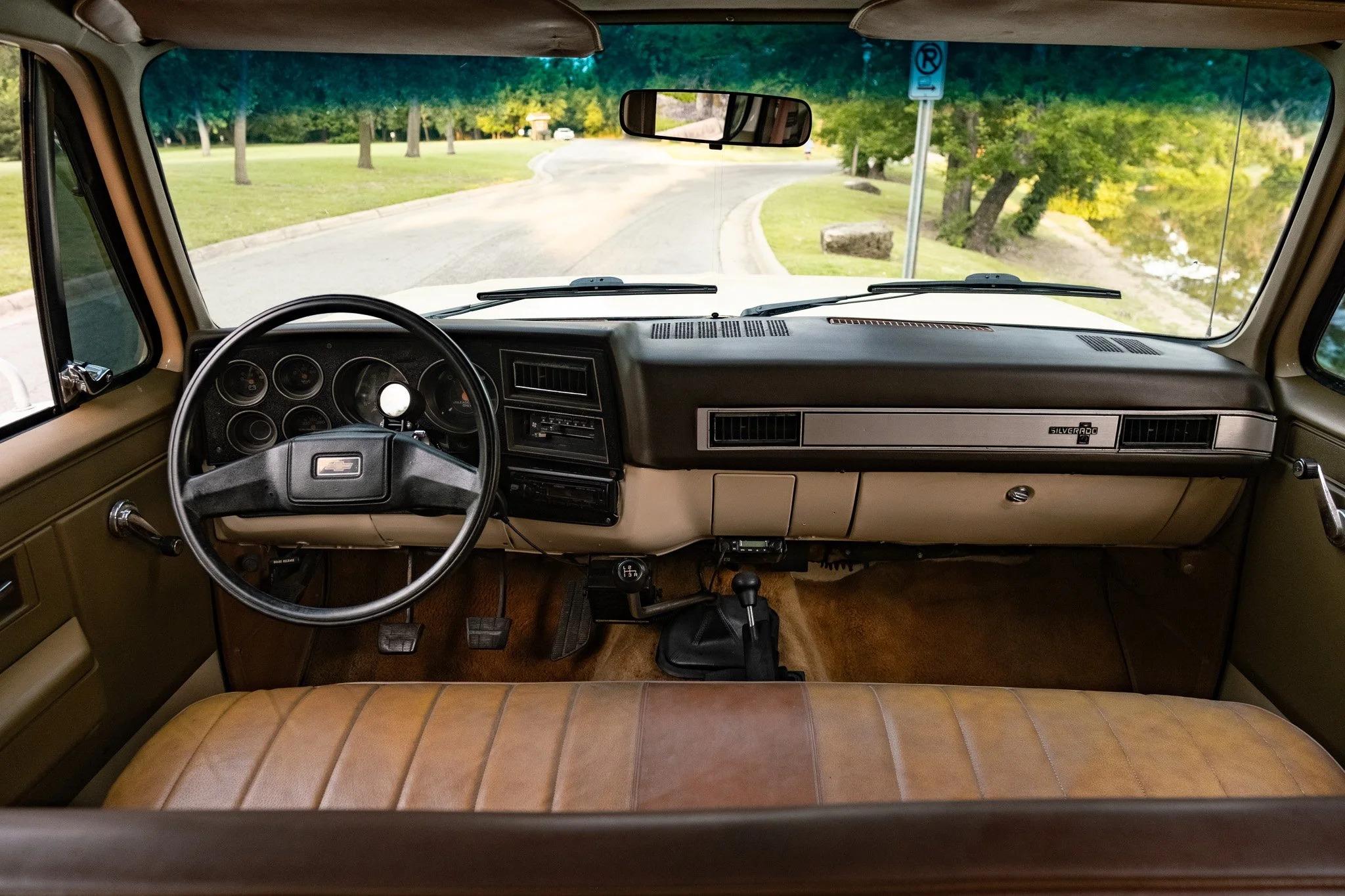 1988 Chevy Suburban V20