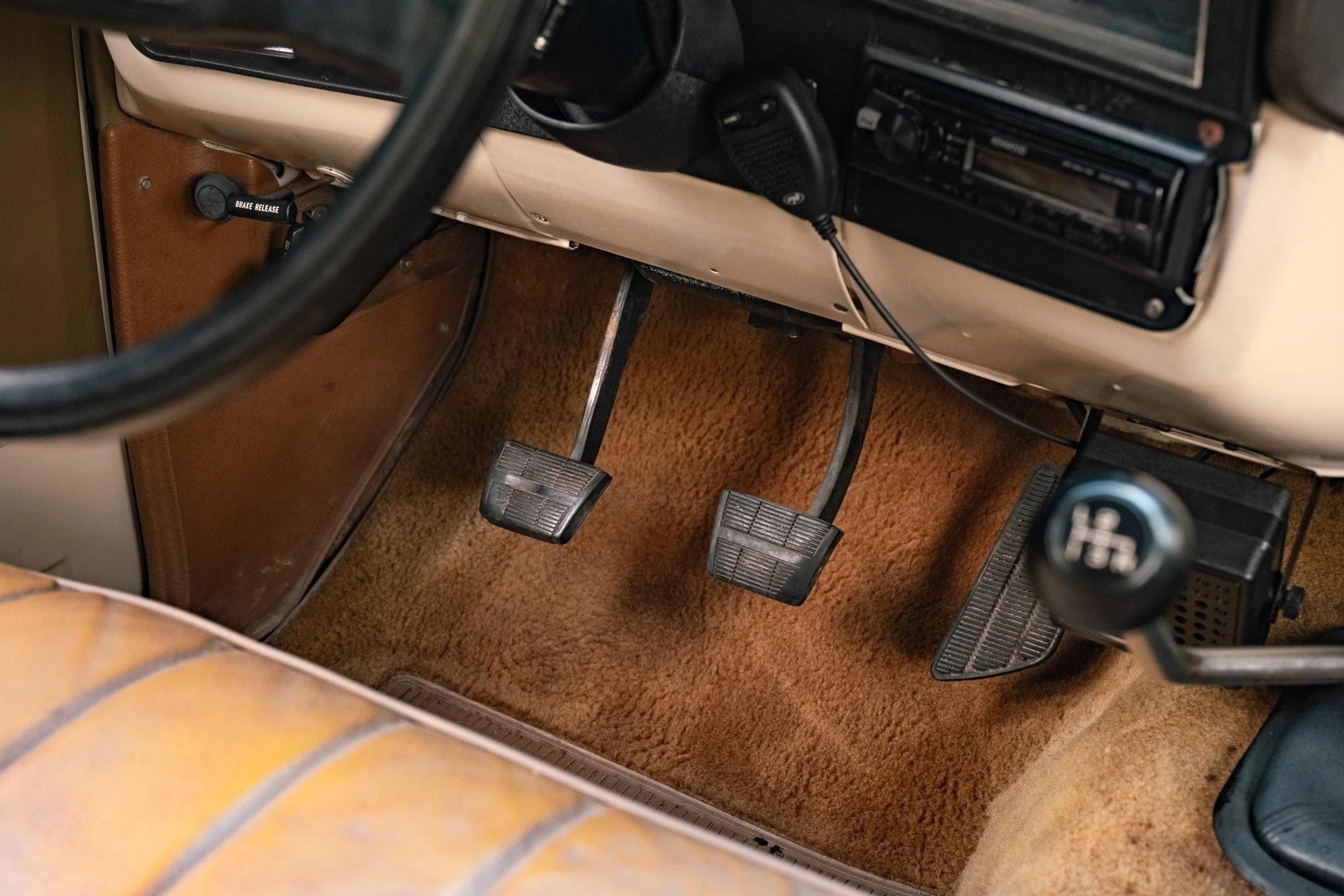 1988 Chevy Suburban V20